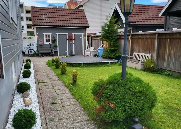 Cozy Small For 2 In The Center Of Free Parking And Fast Internet Kemping Narwik